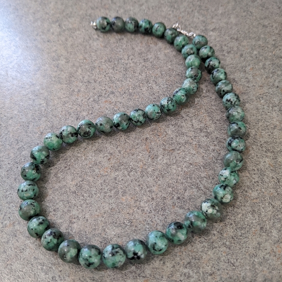 "African Turquoise" Jasper Necklace - Picture 2 of 5